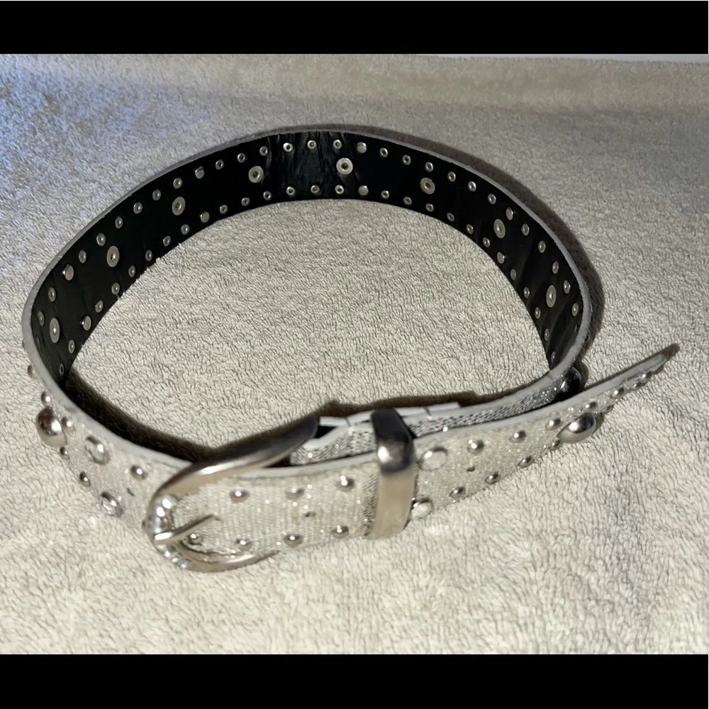 ✨3 FOR $18✨ MIX & MATCH “JUSTICE” GIRLS SPARKLE BELT, LENGTH IS 32”, SIZE XS